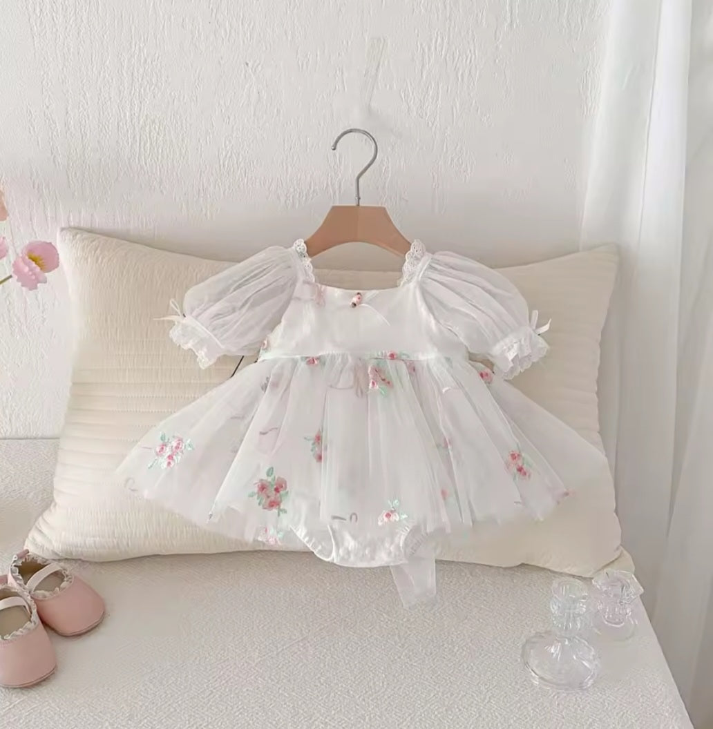 Floral Embroidery Short Sleeve Dress